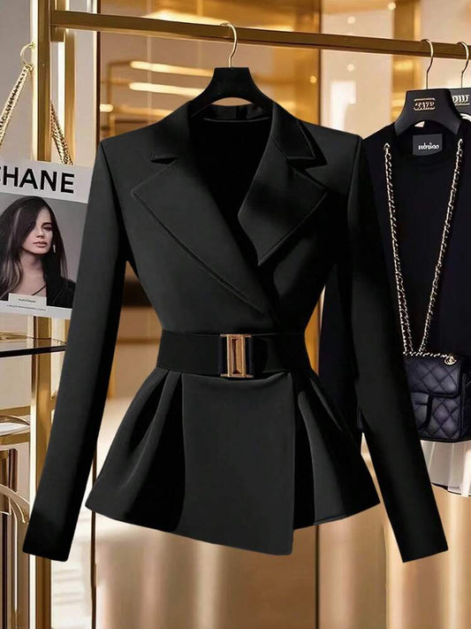 Long Sleeve Black Blazer for Women, Elegant Business Casual Style for Daily Workwear, Office Outfits or Smart Autumn/Winter Dressing